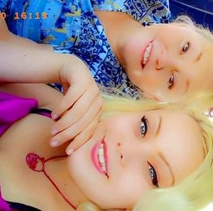 Meet your Posher, Cynthia